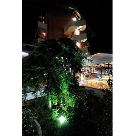 Hotel Stella Alpina E Ristorante 3*